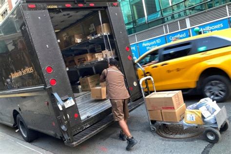 Ticker: Teamsters up pressure in UPS talks; More than 1,400 opt out of gambling